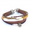 bracelet en cuirs et metal argenté.